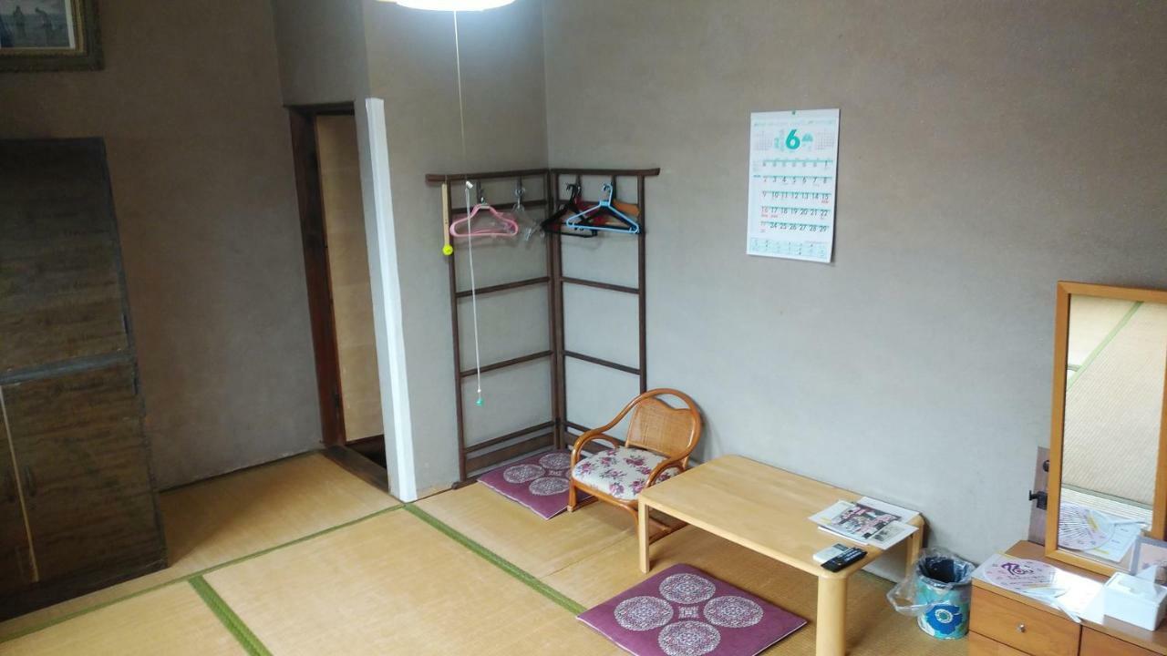 Walking Pilgrimage Hotel Tokiwa Ryokan Ozu  Extérieur photo