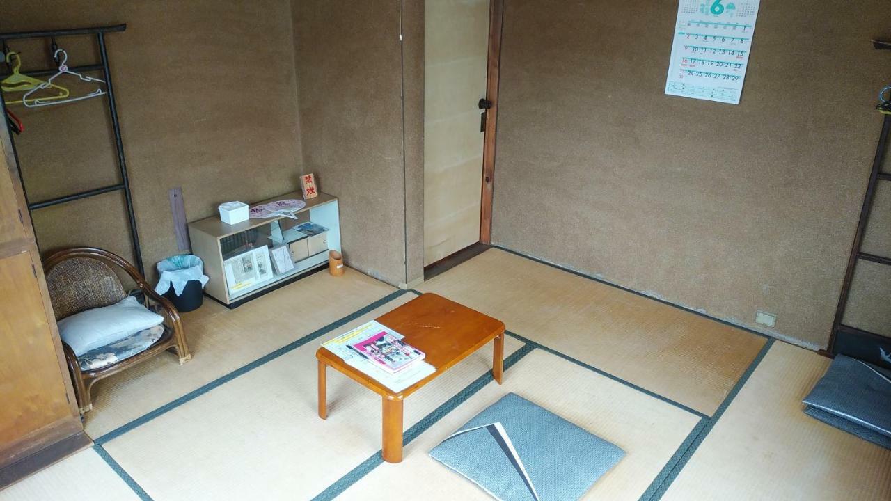 Walking Pilgrimage Hotel Tokiwa Ryokan Ozu  Extérieur photo
