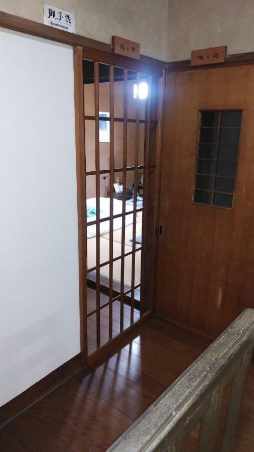 Walking Pilgrimage Hotel Tokiwa Ryokan Ozu  Extérieur photo