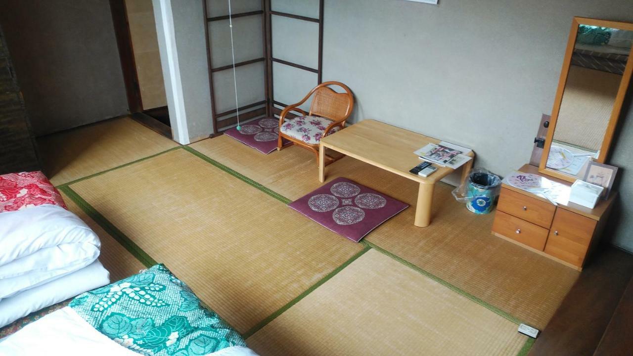 Walking Pilgrimage Hotel Tokiwa Ryokan Ozu  Extérieur photo