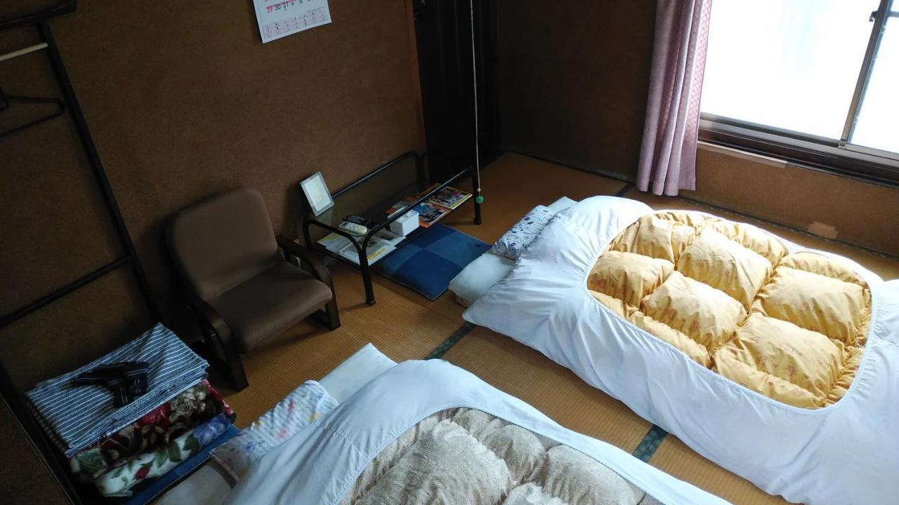 Walking Pilgrimage Hotel Tokiwa Ryokan Ozu  Extérieur photo
