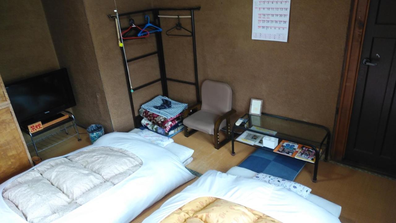 Walking Pilgrimage Hotel Tokiwa Ryokan Ozu  Extérieur photo